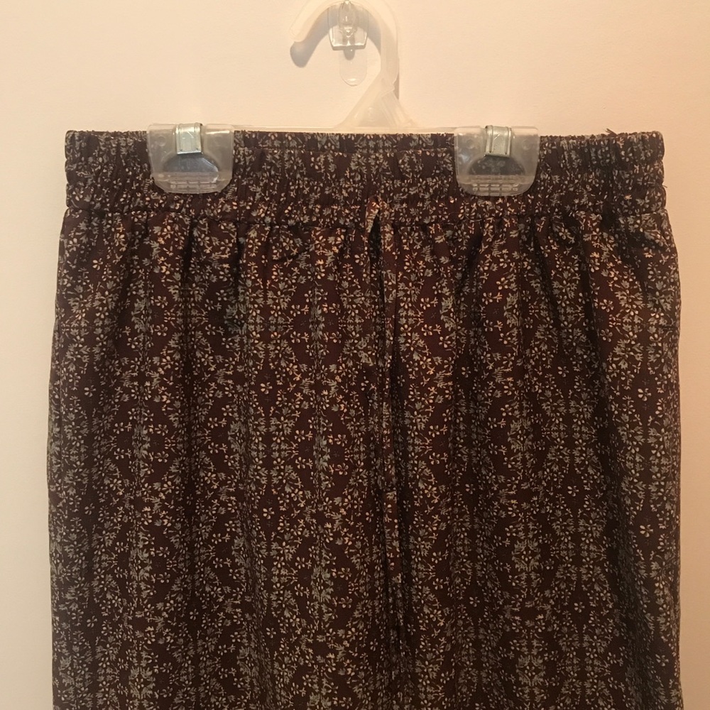 Patterned Pants - Picture 2 of 4